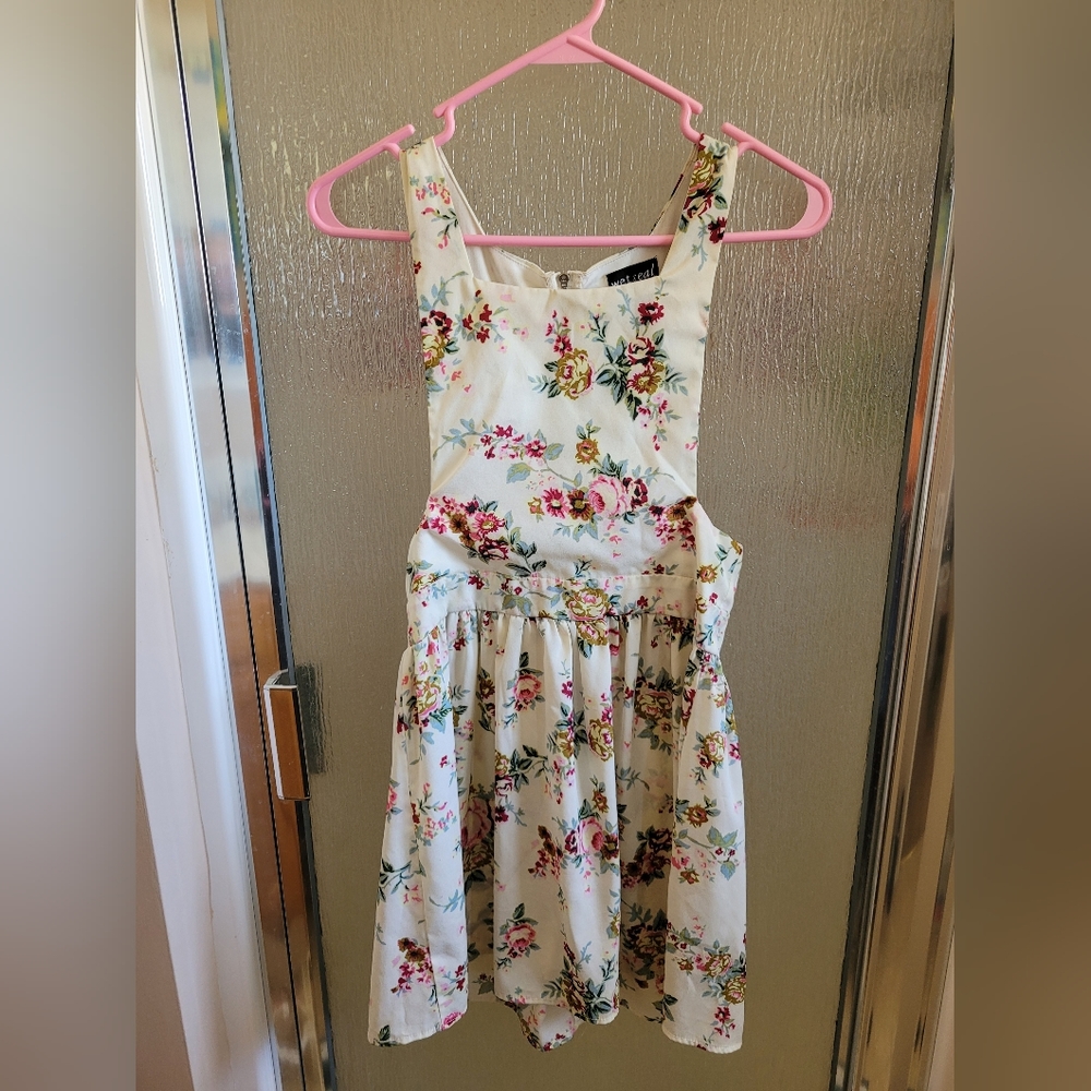 Wet Seal XS White floral apron dress